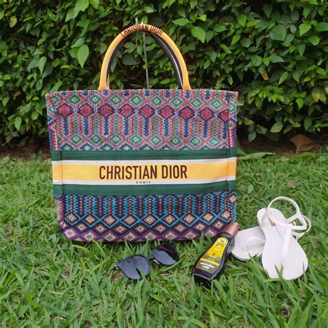 bolsa praia christian dior|dior bag.